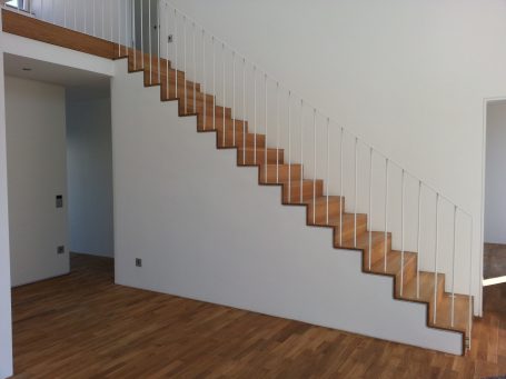 Fließende Treppe Treppenstufen